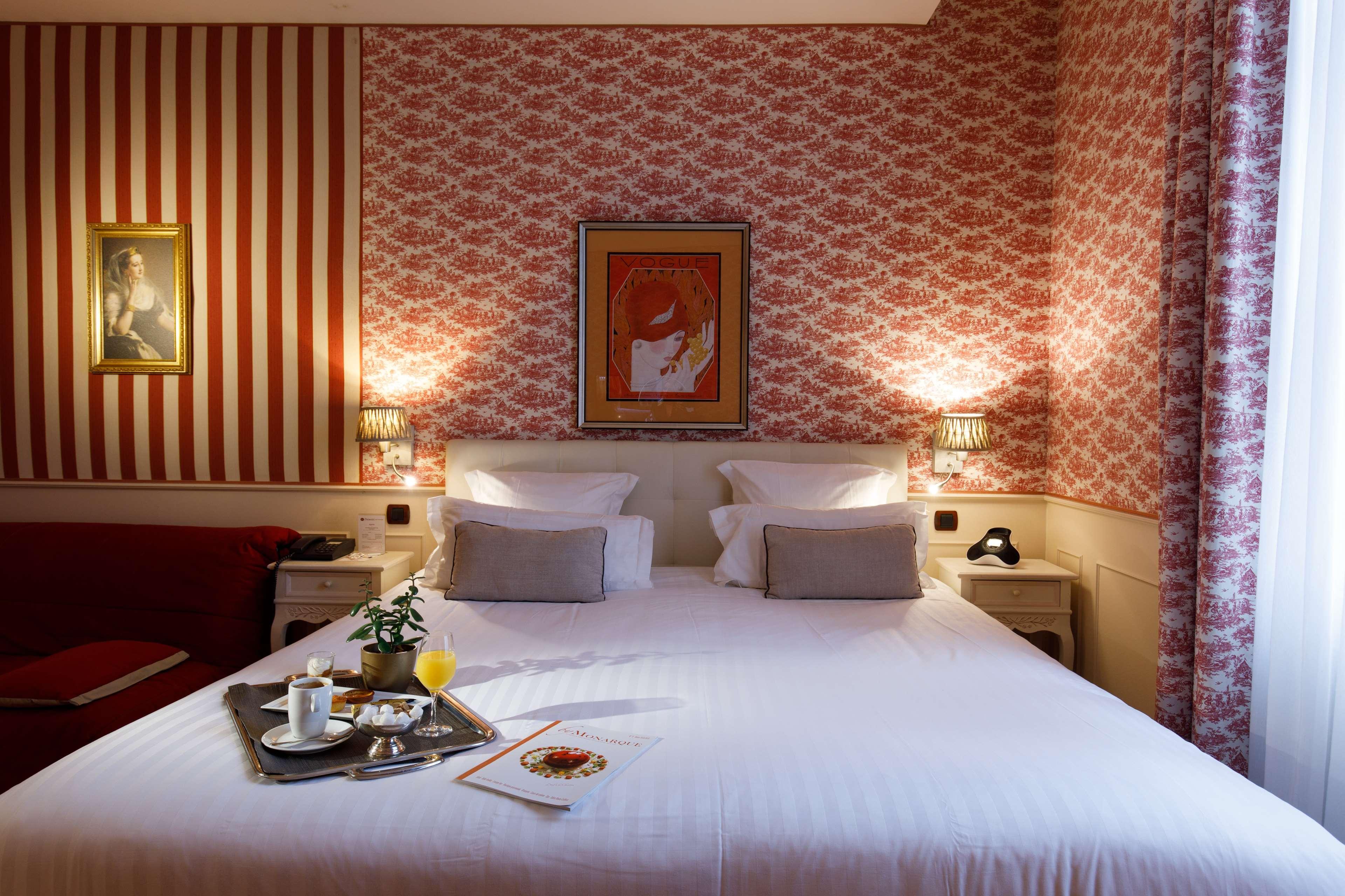 & Le Grand Monarque, Bw Premier Collection 4* Chartres