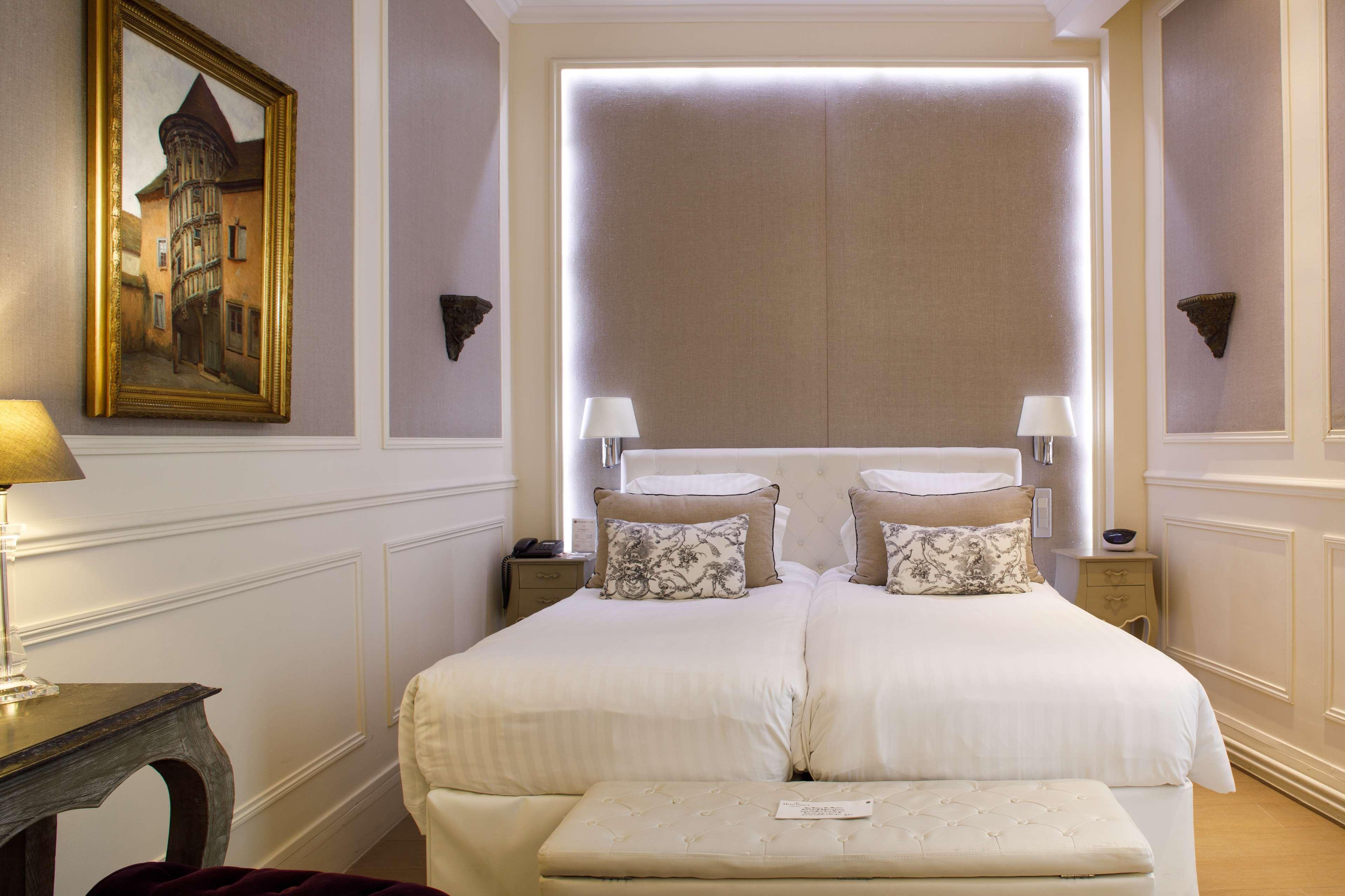 Hotel & Le Grand Monarque, Bw Premier Collection 4*