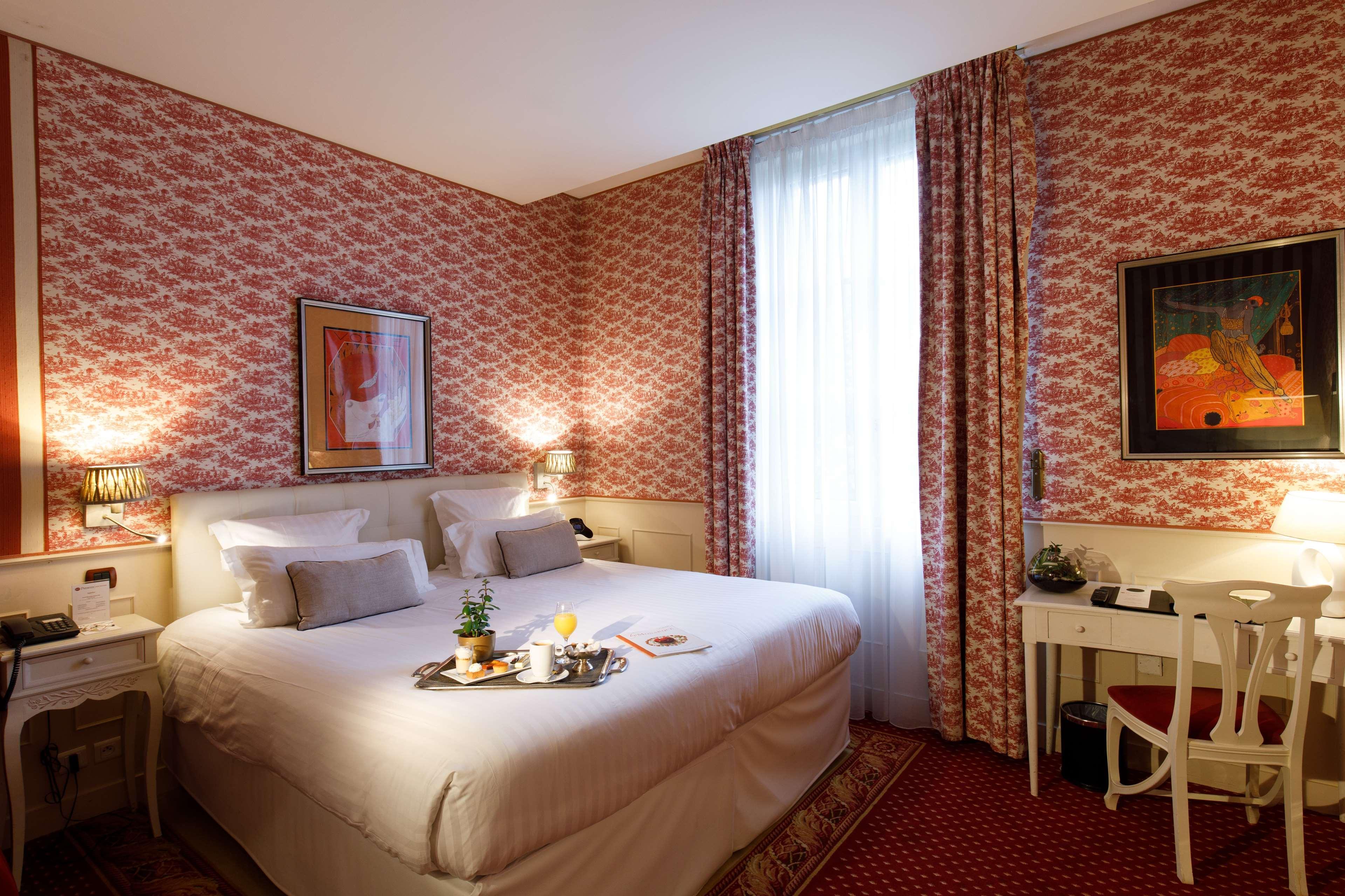 & Le Grand Monarque, Bw Premier Collection Hotel Chartres