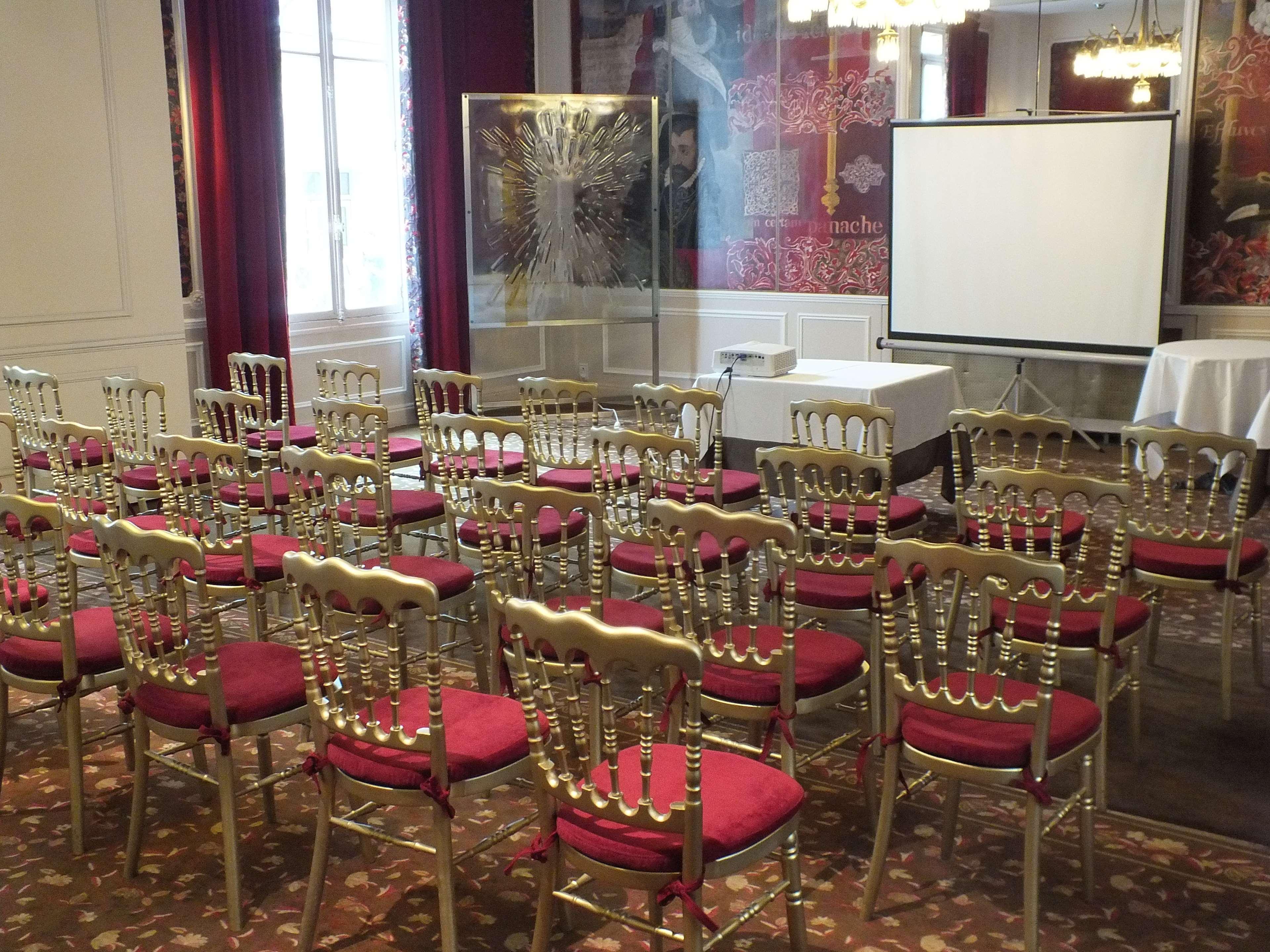 & Le Grand Monarque, Bw Premier Collection Hotel 4*