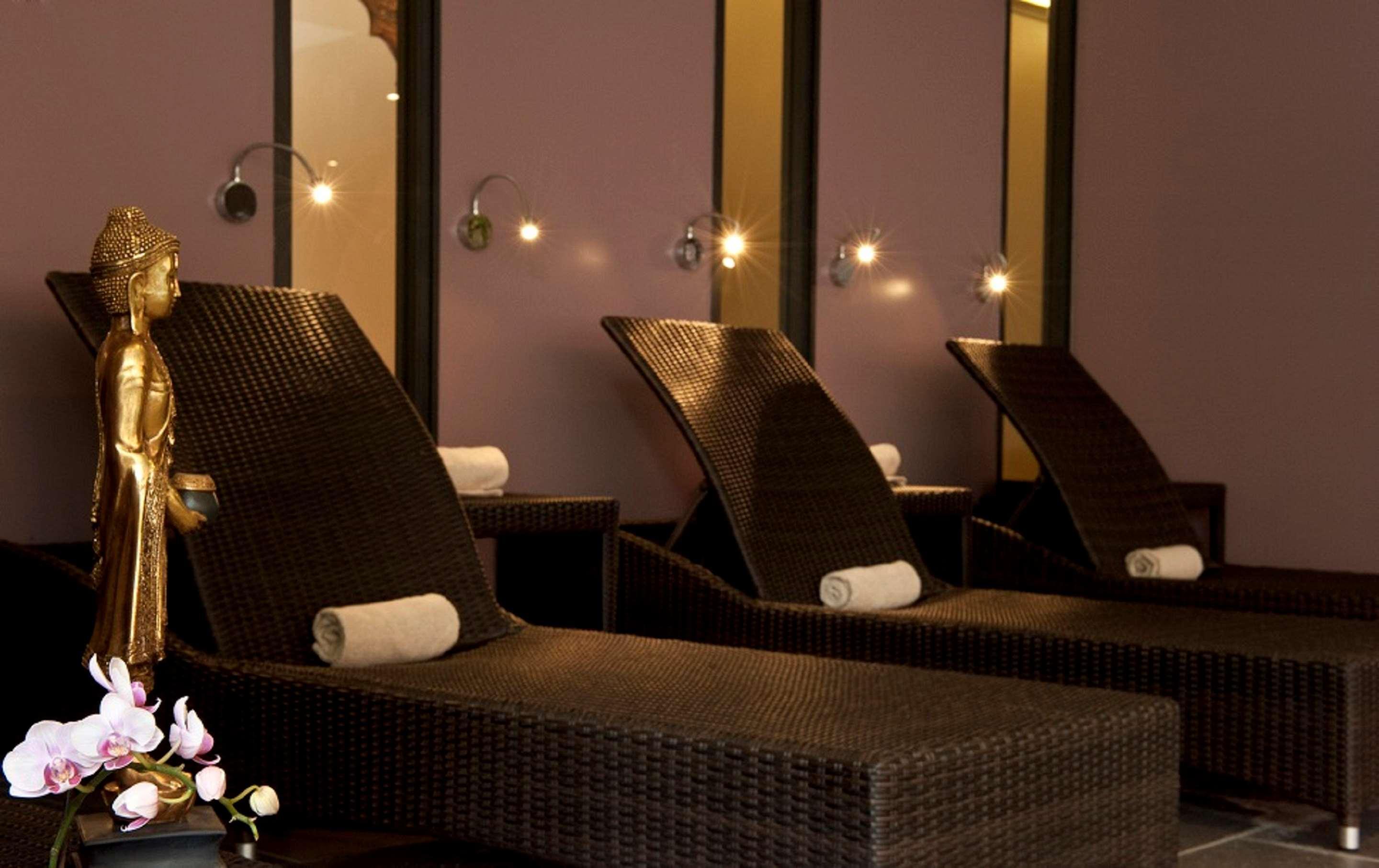 Hotel & Le Grand Monarque, Bw Premier Collection 4*