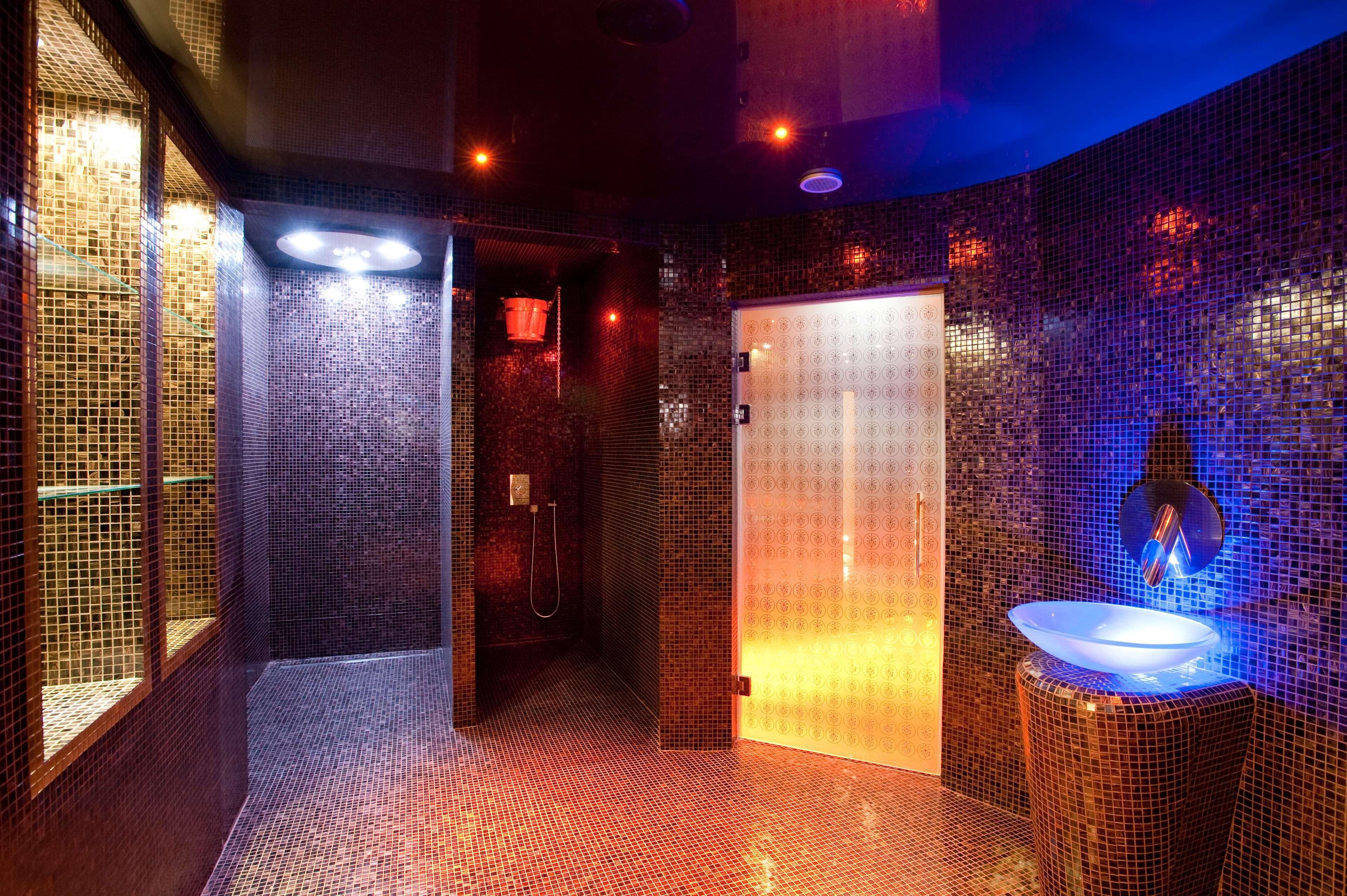 & Le Grand Monarque, Bw Premier Collection Hotel Chartres
