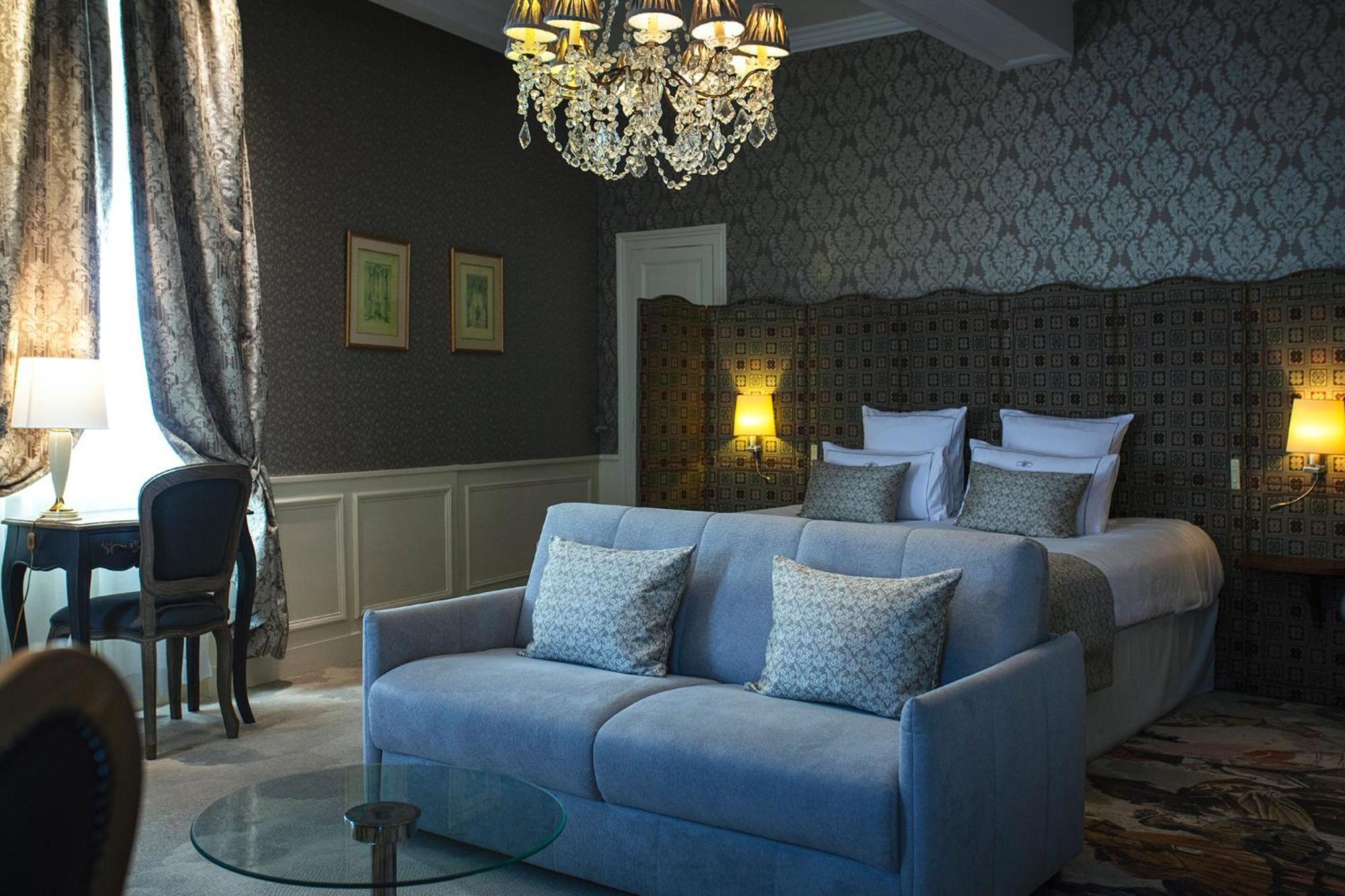 Hotel & Le Grand Monarque, Bw Premier Collection 4*