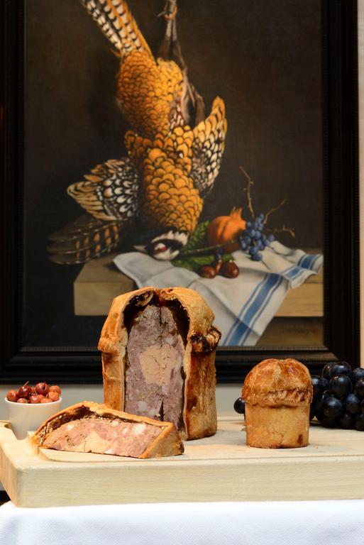 Western Premier Grand Monarque Hotel&spa Hotel Chartres