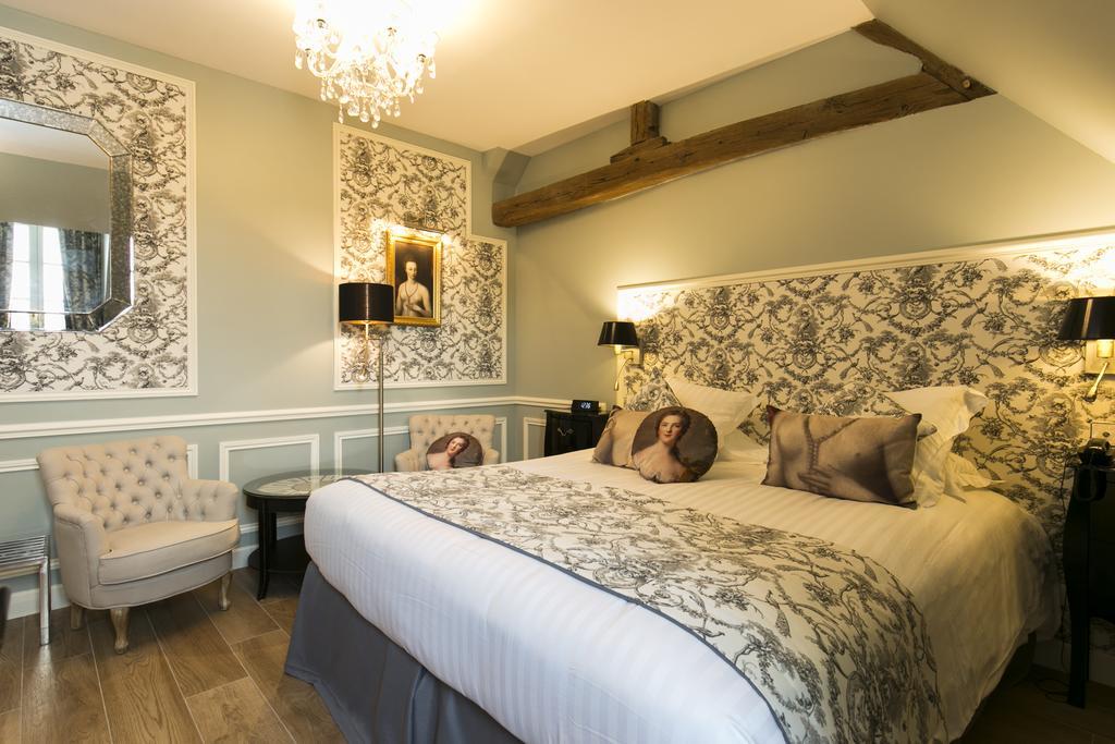 & Le Grand Monarque, Bw Premier Collection Hotel 4*