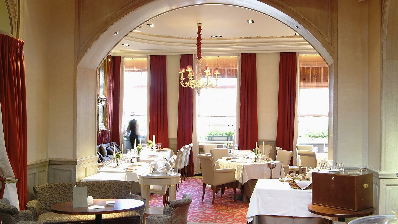 & Le Grand Monarque, Bw Premier Collection Hotel 4*